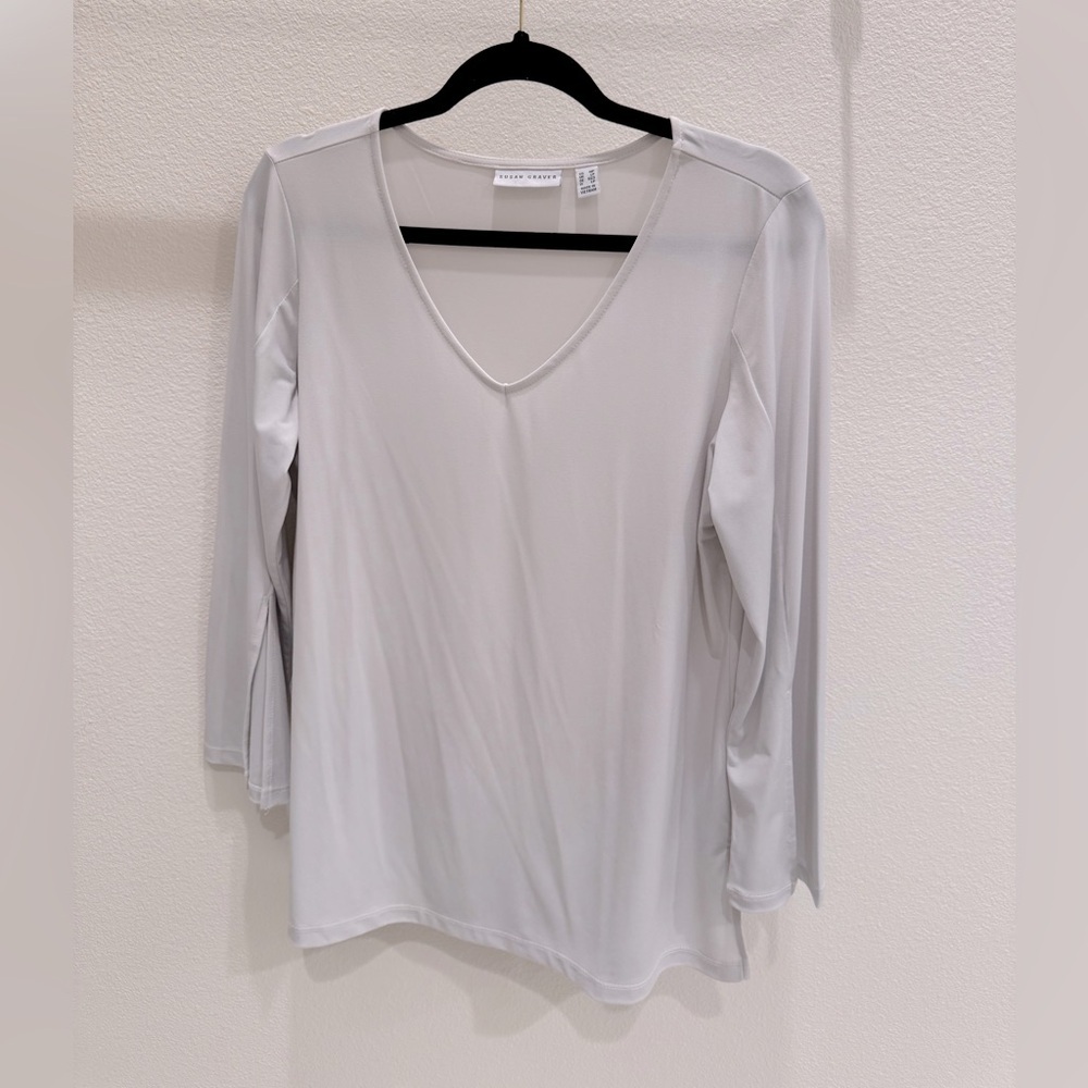 Susan Graver Elegant Gray V-Neck Top medium petite